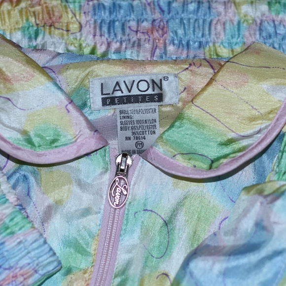 Lavon Petities Windbreaker Jacket - Picture 16 of 16